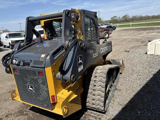 Image of John Deere 325G equipment image 2