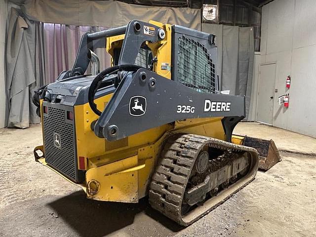 Image of John Deere 325G equipment image 4