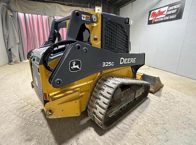 Image of John Deere 325G equipment image 4