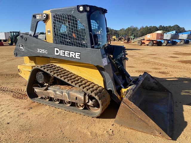 Image of John Deere 325G equipment image 3