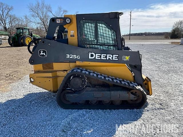 Image of John Deere 325G equipment image 4