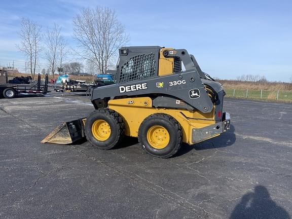 Image of John Deere 330G equipment image 1