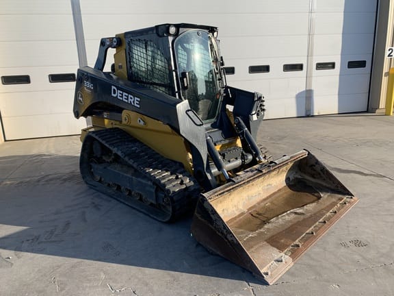 Main image John Deere 331G