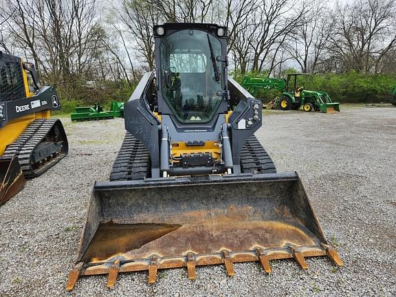 Image of John Deere 331G equipment image 2