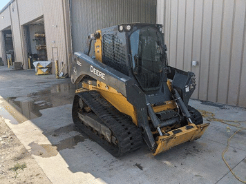 Main image John Deere 331G