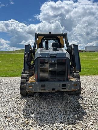 Image of John Deere 331G equipment image 2