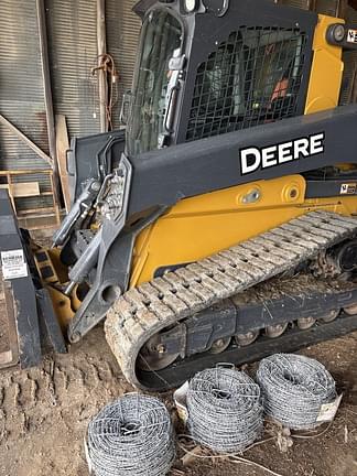 Image of John Deere 331G equipment image 4