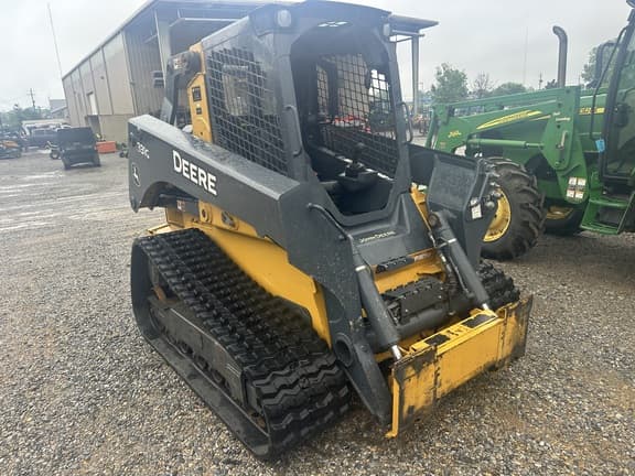 Image of John Deere 331G equipment image 2