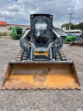 Image of John Deere 331G equipment image 1