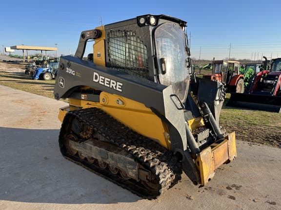 Image of John Deere 331G equipment image 1