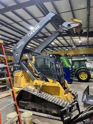 Image of John Deere 331G equipment image 1