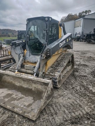 Main image John Deere 331G