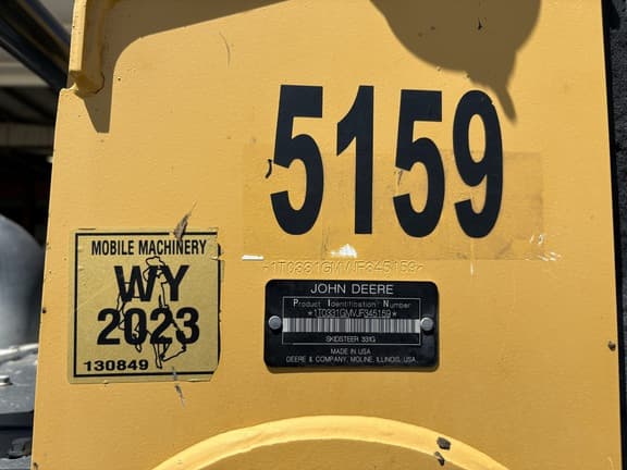 Image of John Deere 331G equipment image 1