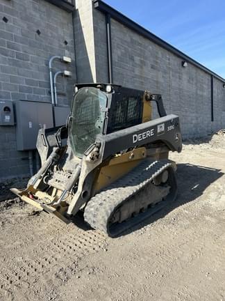 Image of John Deere 331G equipment image 2