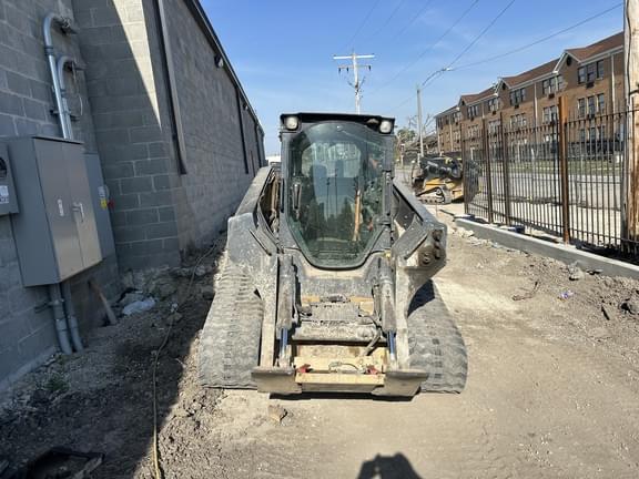 Image of John Deere 331G equipment image 1