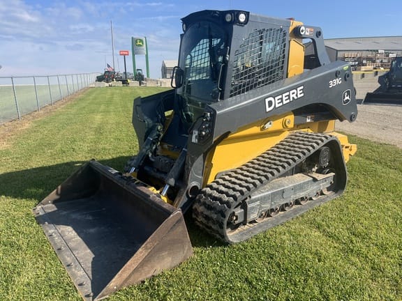 Main image John Deere 331G