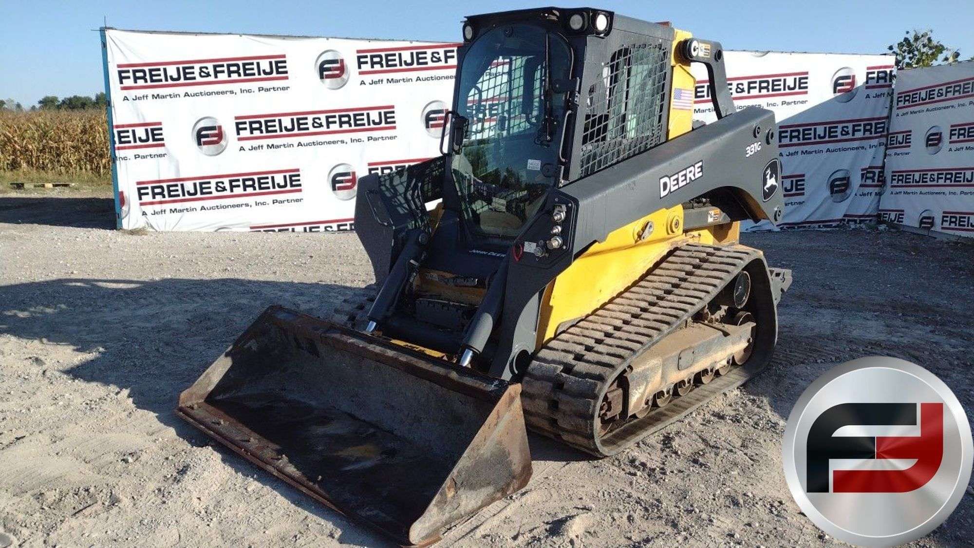 2019 John Deere 331G Equipment Image0