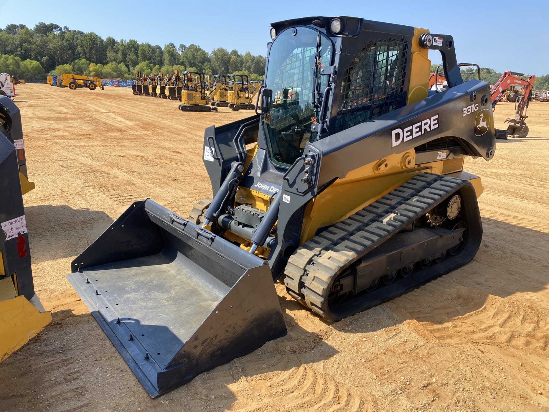2019 John Deere 331G Equipment Image0