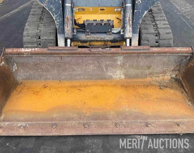 Image of John Deere 331G equipment image 1