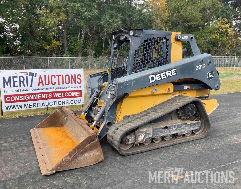 Image of John Deere 331G Primary image