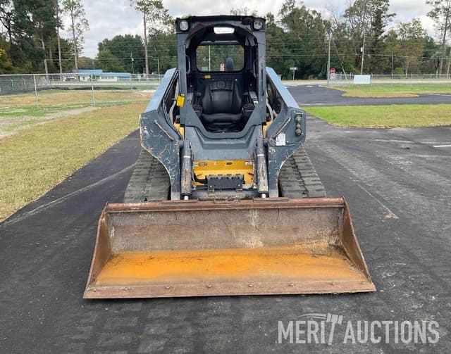 Image of John Deere 331G equipment image 2