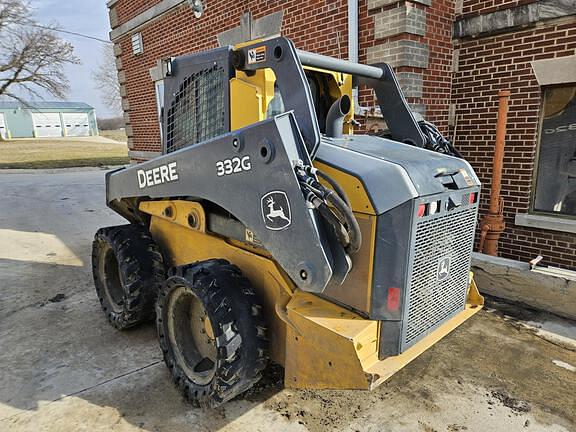 Image of John Deere 332G equipment image 3