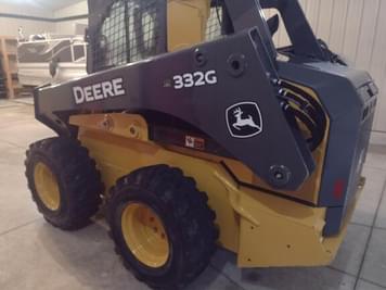 Main image John Deere 332G