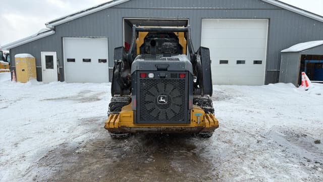 Image of John Deere 332G equipment image 3