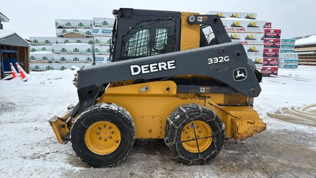 Image of John Deere 332G equipment image 1