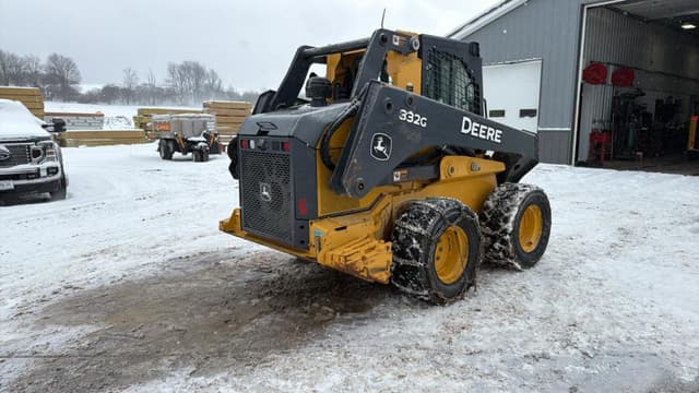Image of John Deere 332G equipment image 4