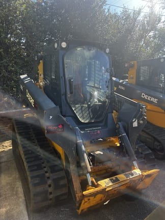 Main image John Deere 333G