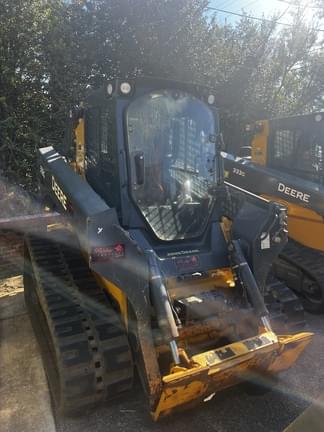 Main image John Deere 333G