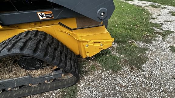 Image of John Deere 333G equipment image 2