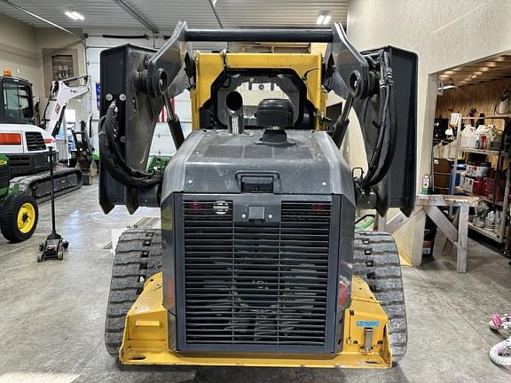 Image of John Deere 333G equipment image 1