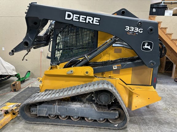 Main image John Deere 333G