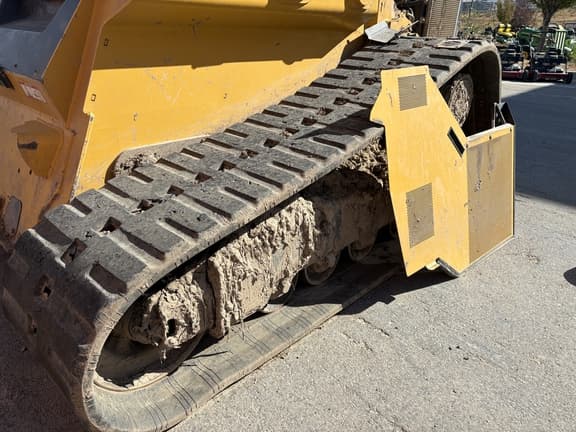 Image of John Deere 333G equipment image 4