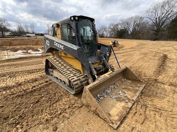 Main image John Deere 333G