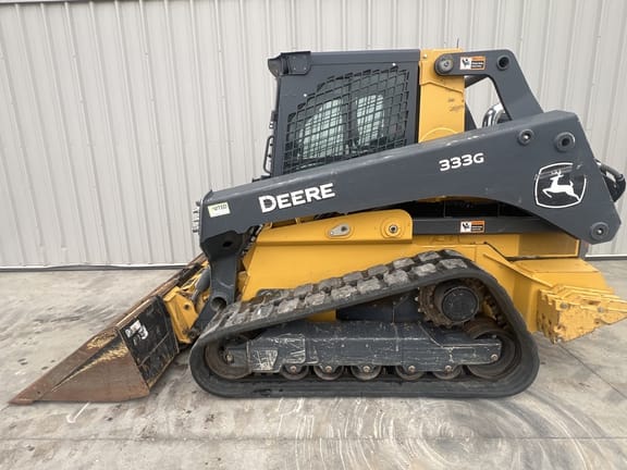 Main image John Deere 333G