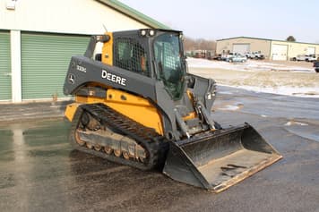 Main image John Deere 333G