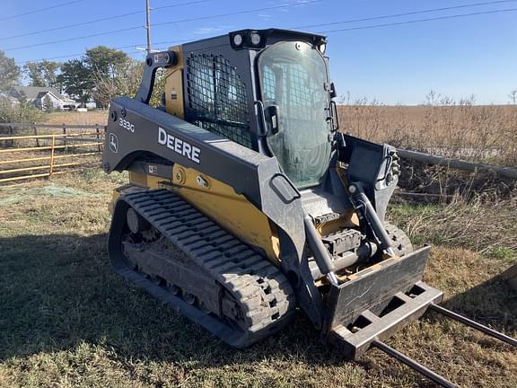 Image of John Deere 333G equipment image 1