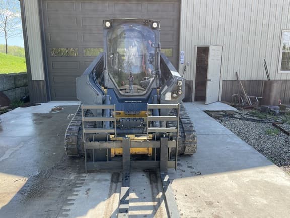 Image of John Deere 333G equipment image 2