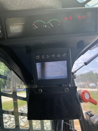 Image of John Deere 333G equipment image 4