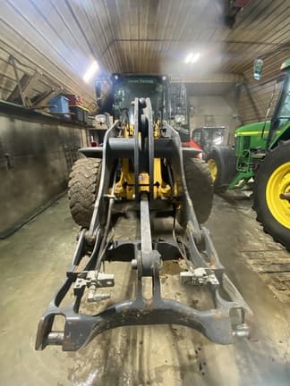 Image of John Deere 344L equipment image 2