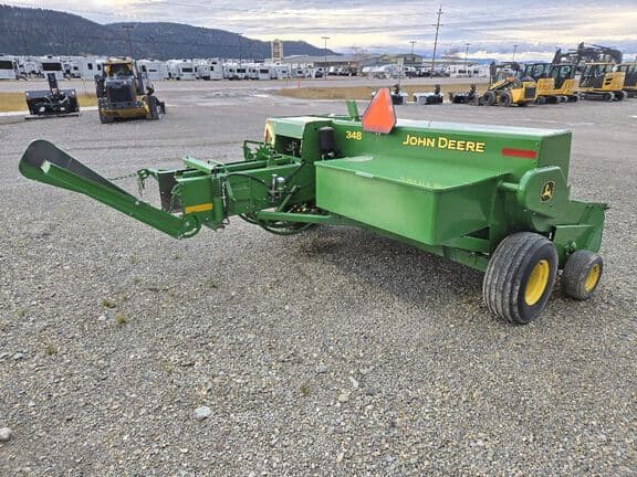 Image of John Deere 348 equipment image 4