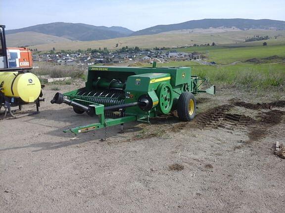 Image of John Deere 348 equipment image 2