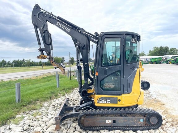 2019 John Deere 35G Equipment Image0