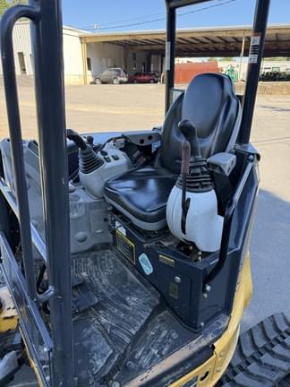Image of John Deere 35G equipment image 3