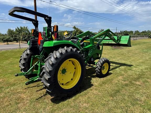 Image of John Deere 4044M equipment image 2