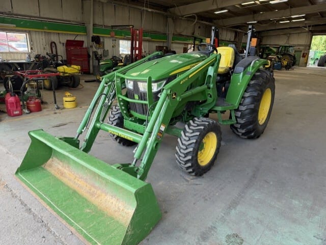 2019 John Deere 4044M Equipment Image0