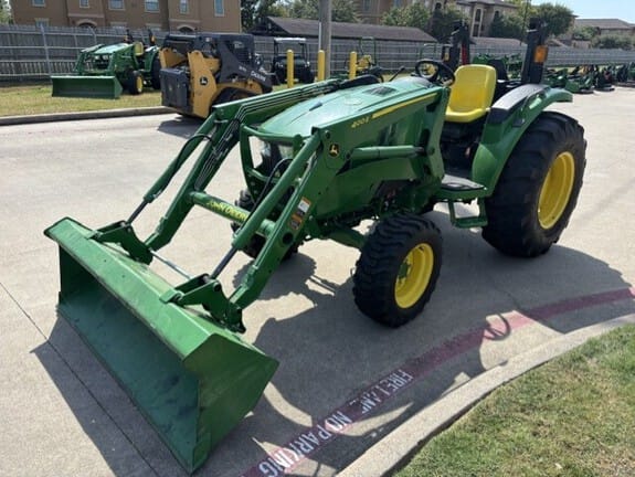 2019 John Deere 4044M Equipment Image0